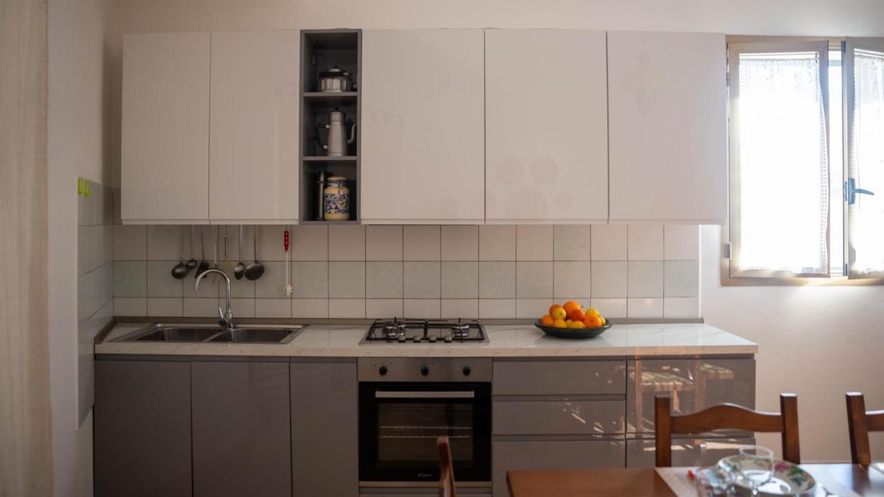 Appartamenti Melograno E Fico Loculi Zewnętrze zdjęcie